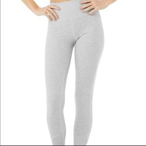 ALO YOGA ALOSOFT high waisted leggings, light grey, sz SM, excellent condition!